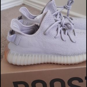 Yeezy 350 Sesame